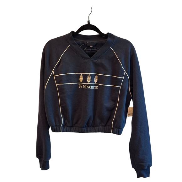 FP Movement Dresses & Skirts - $120 Free People Movement 2 Pc Shorts Sweater Set Navy Blue/White S NWT